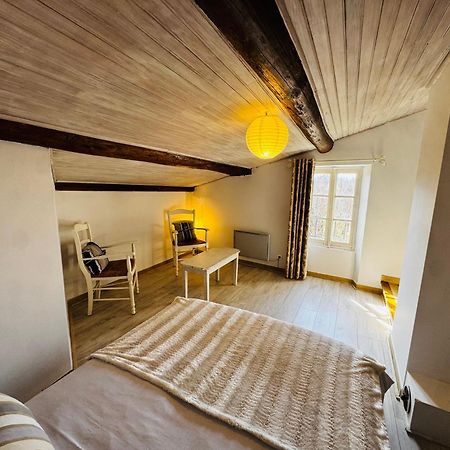 Gite La Bastide De La Loge Au Pied Du Mont Ventoux Sault-de-Vaucluse Room photo